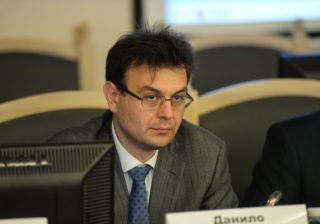 Соратник Зеленского пообещал «путь в никуда»