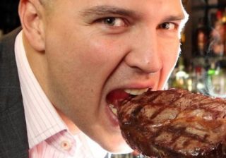 Чтобы спасти Землю, ученый предложил есть людей!