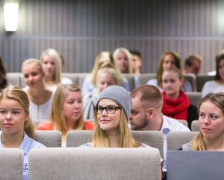 В Украине рассматривают возможность вернуть русский язык в ВУЗы