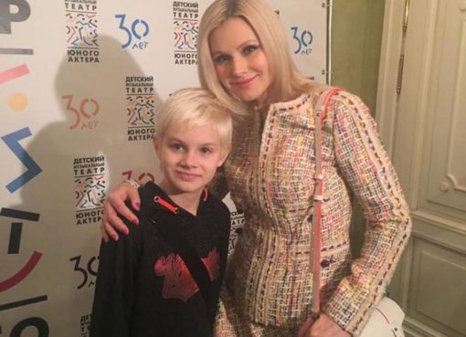 Натали оголилась после слухов о ее четвертой беременности