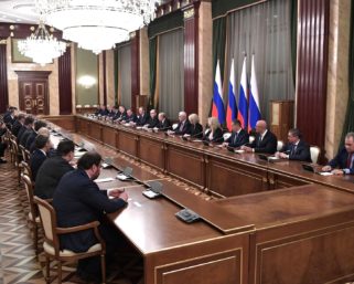 Кто покинул российское правительство?