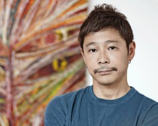 Японский миллиардер ищет спутницу для полета на Луну