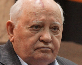 «Народ деградирует»: Горбачёв призвал отменить длинные выходные