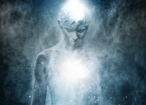 Мистическая история: призрак в душевой комнате