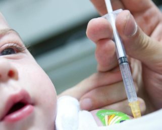 Тест: Что такое полиомиелит? Кто находится в группе риска? Когда делают прививку от полиомиелита?