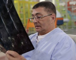 Доктор Мясников объяснил «русское чудо» с коронавирусом