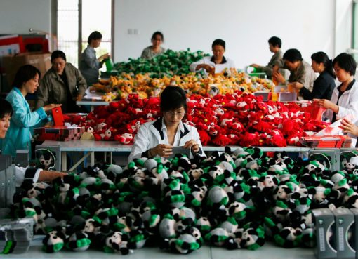 Американцы стали отказываться от приобретения китайских товаров