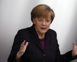 Меркель поставила РФ условие отмены санкций