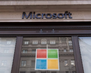 Microsoft закрывает все розничные магазины
