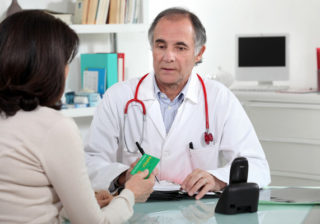 Врачи назвали недостатки системы ОМС