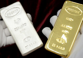 Цена золота: серебро оказалось прибыльнее