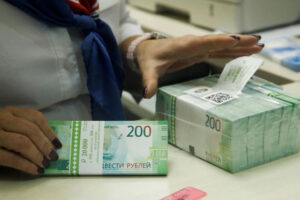 Эксперты назвали лучшие валюты для сбережений