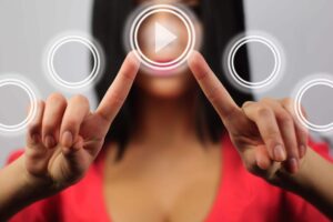 Тест: выбери песню, и мы угадаем твой возраст