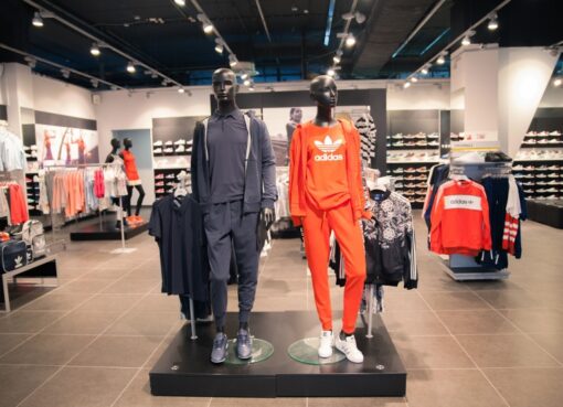 Пандемия привела к обвалу рынка одежды в России