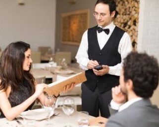 Как выбрать ресторан: главные критерии оценки заведения, важные нюансы